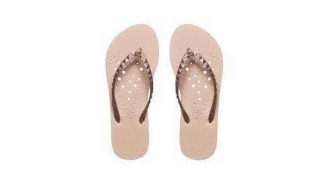 Shower Shoes Why They're A MustHave For Healthy Feet Denny's