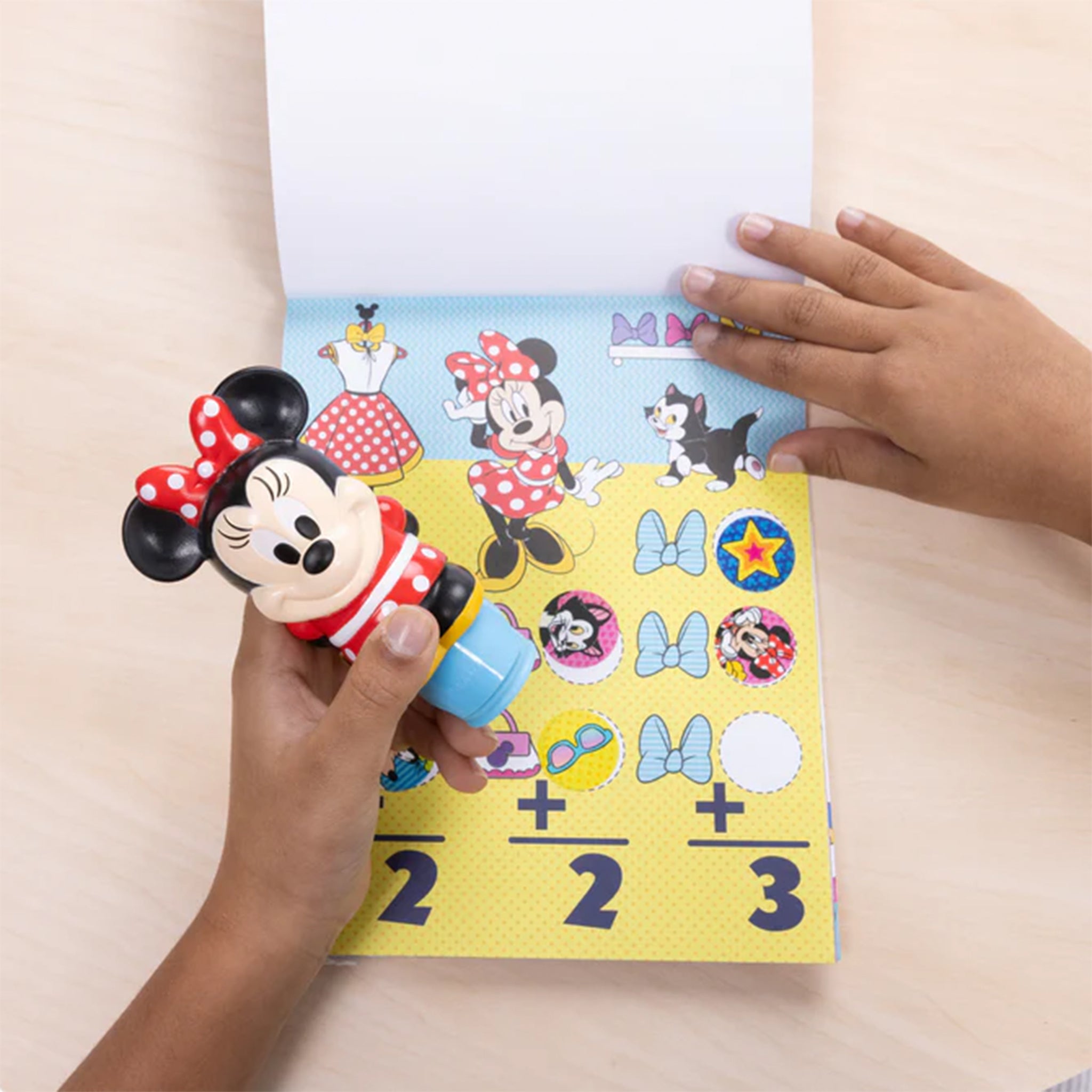 Sticker Wow! Activity Pad & Sticker Stamper - Minnie Mouse - Denny's