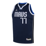 Doncic Mavericks Statement Jersey - Denny's
