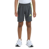 3 Stripe Short