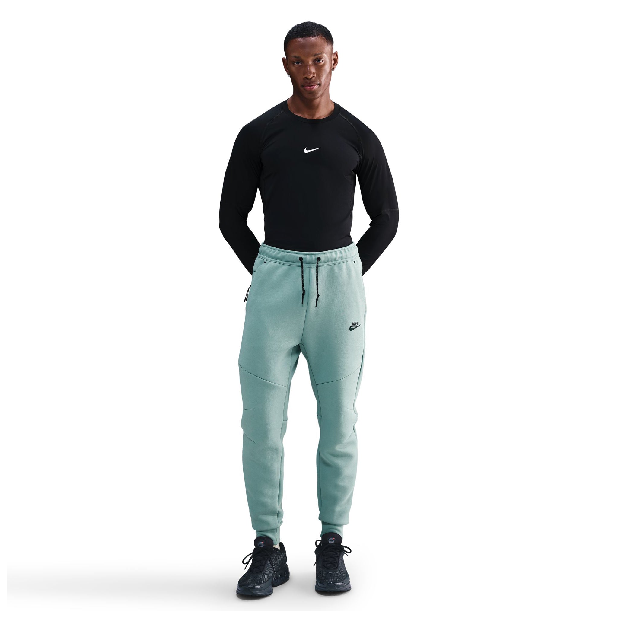 Tech Jogger - Denny's