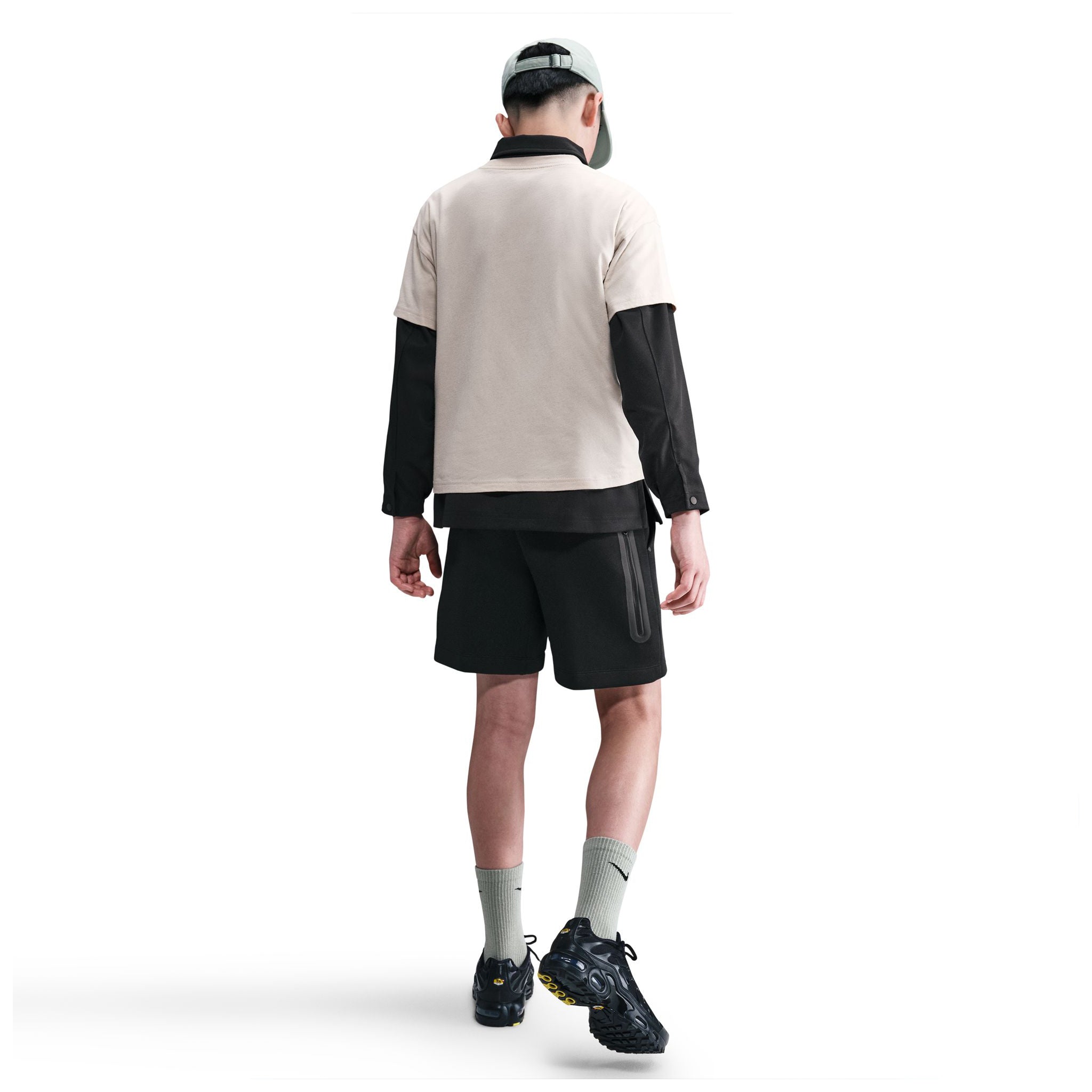 Tech Fleece Short - Denny's