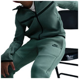 Tech Fleece Jogger - Denny's