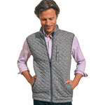 Epic Quilted Fleece Vest In Carbon - Denny's
