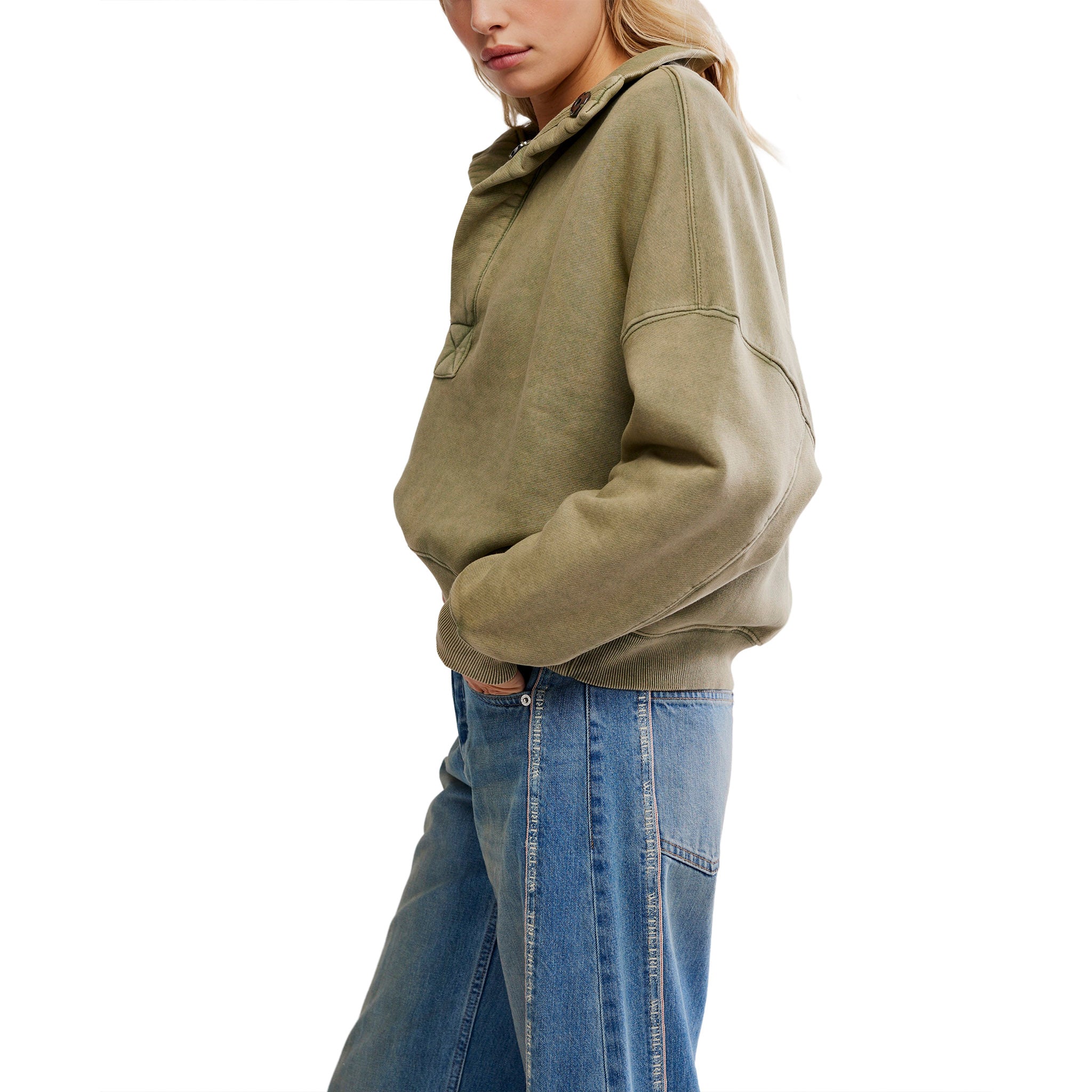 Timeless Pullover Sweatshirt - Denny's