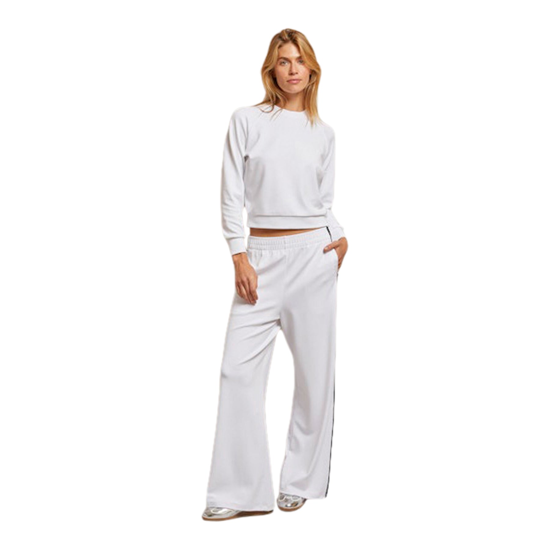 Blair Travel Fitted Raglan Sweatshirt - Denny's