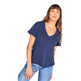 The Hendrix Basic V-Neck