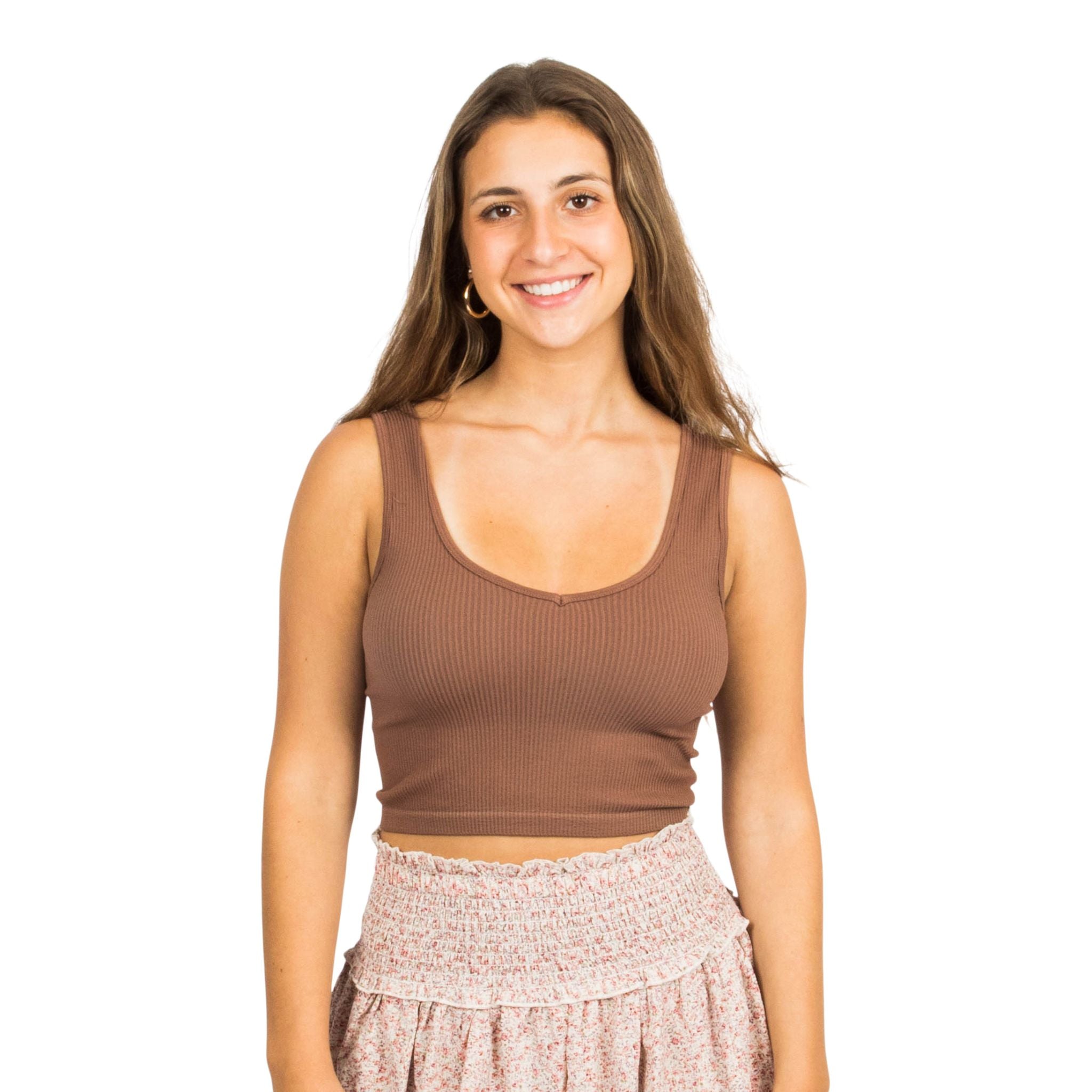 Ribbed V-Neck Crop Tank - Denny's