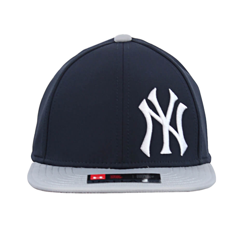 Yankees Big Logo Snap Back - Denny's