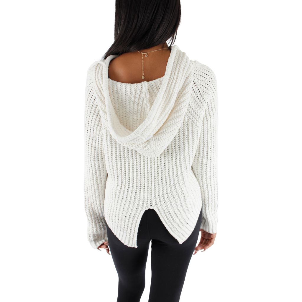 Hooded Knit Sweater - Denny's