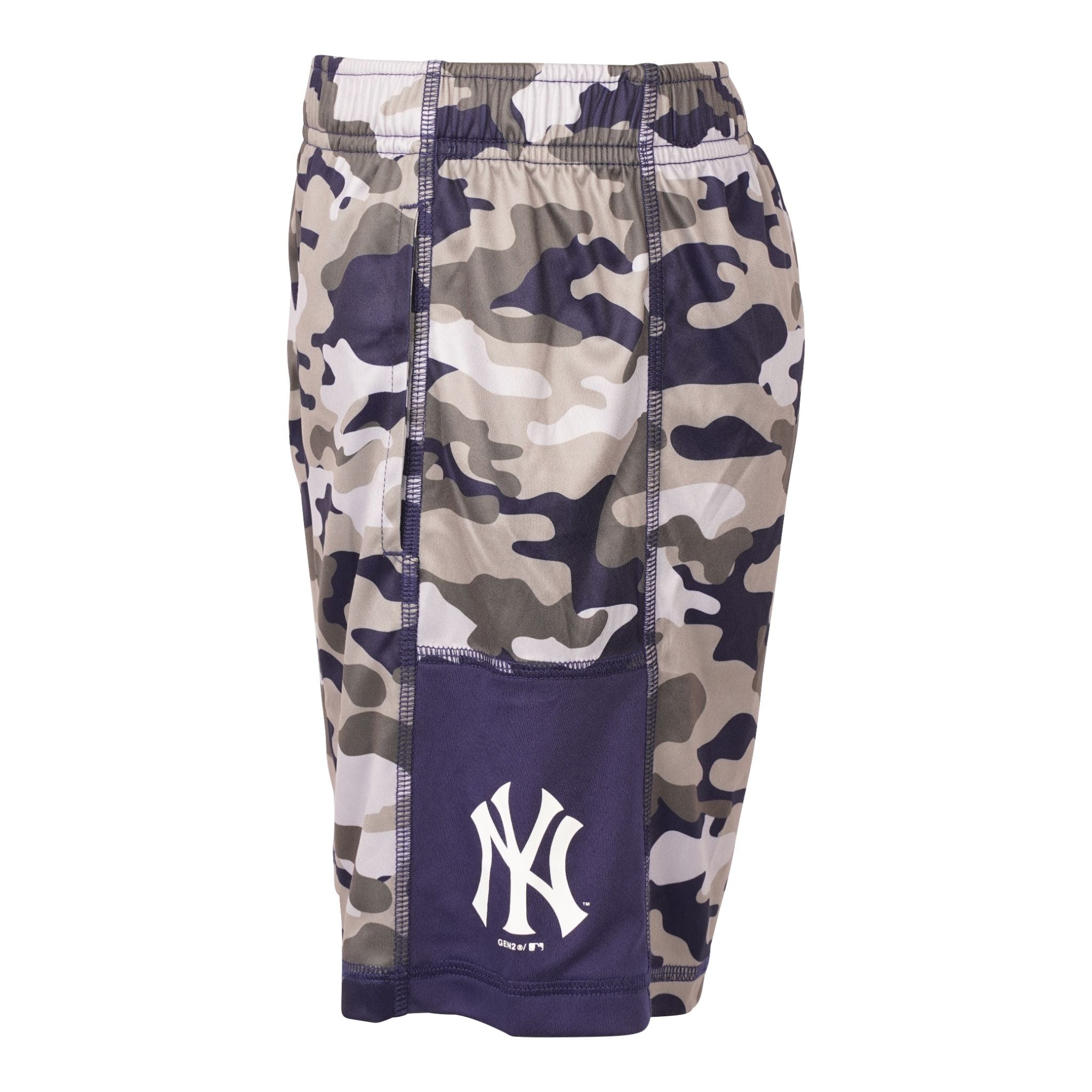Yankees Ground Rule Short - Denny's
