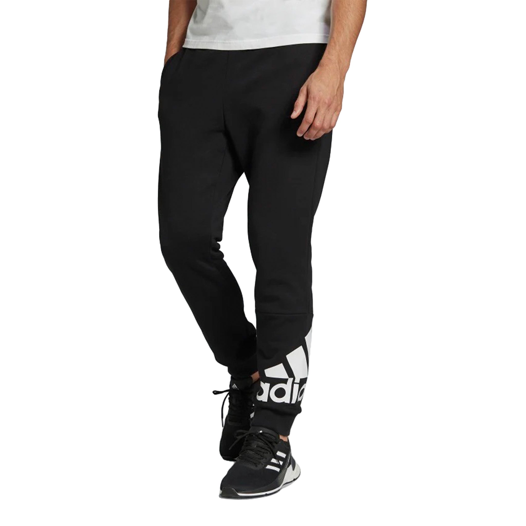 Essentials Tapered Cliff Logo Pant - Denny's
