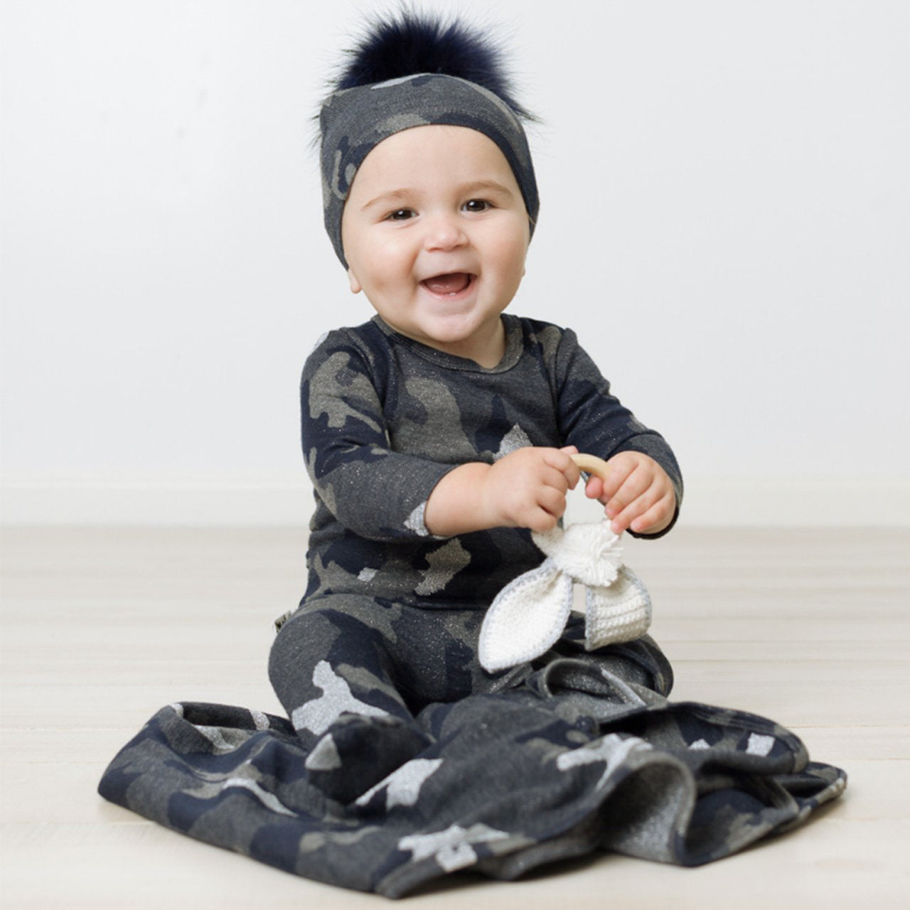 Camo Black Fur Pom Beanie - Denny's