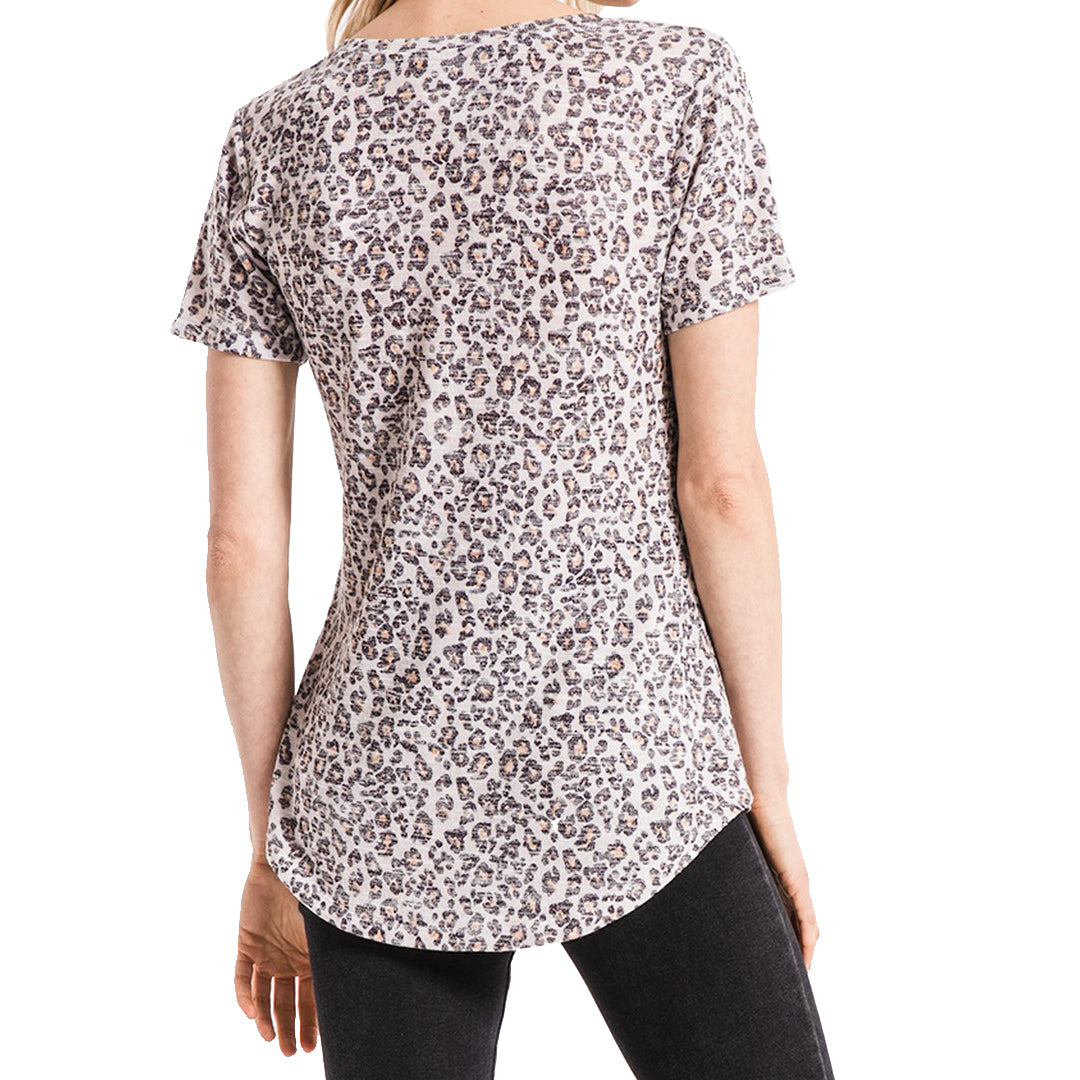 Leopard V-Neck Tee - Denny's