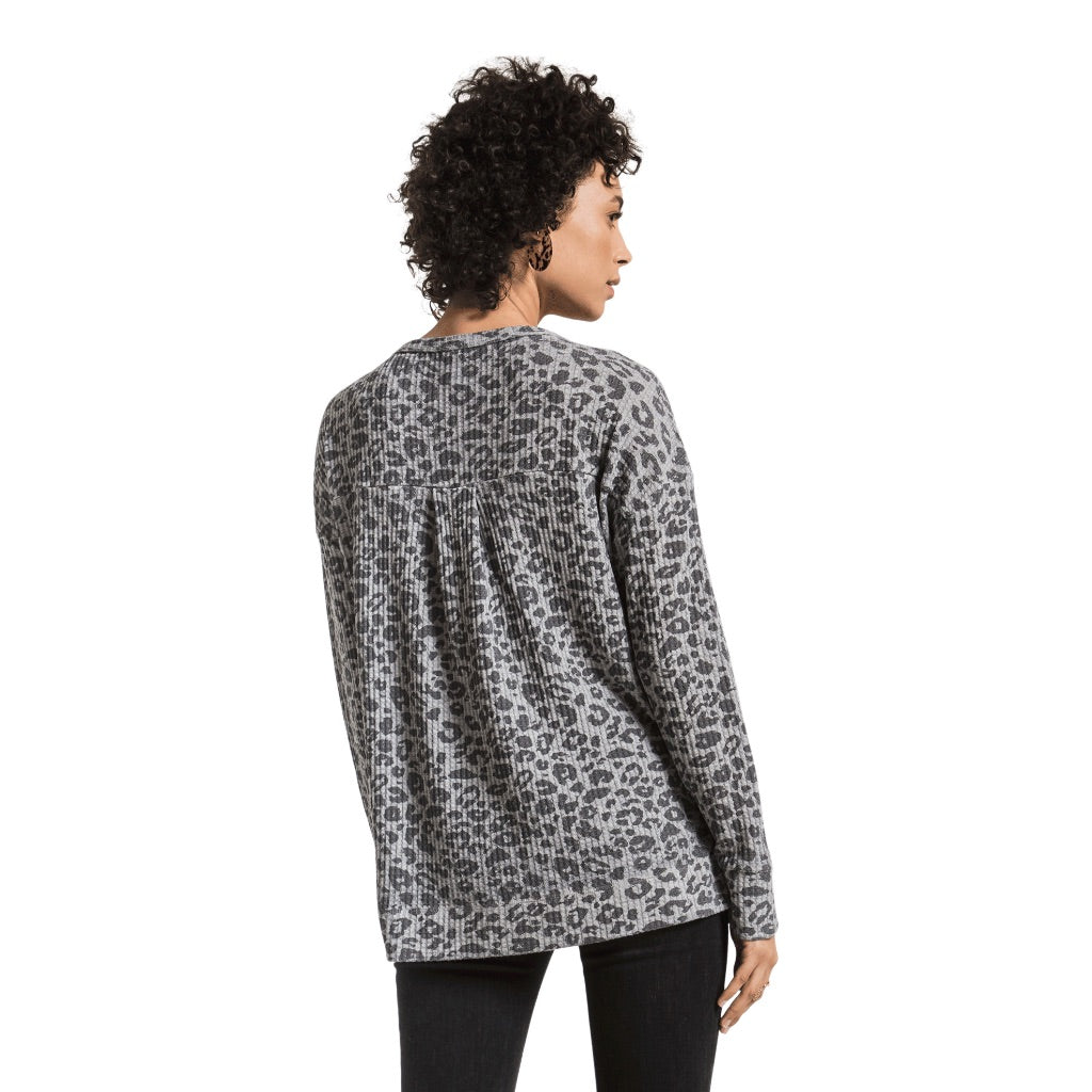 Long Sleeve Leopard Thermal Top with Split Neck - Denny's