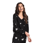 Long Sleeve Amor Heart V-neck - Denny's